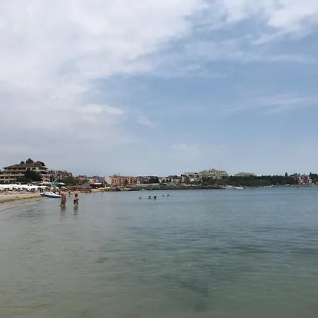 Cozy By The Sea Appartamento Ravda